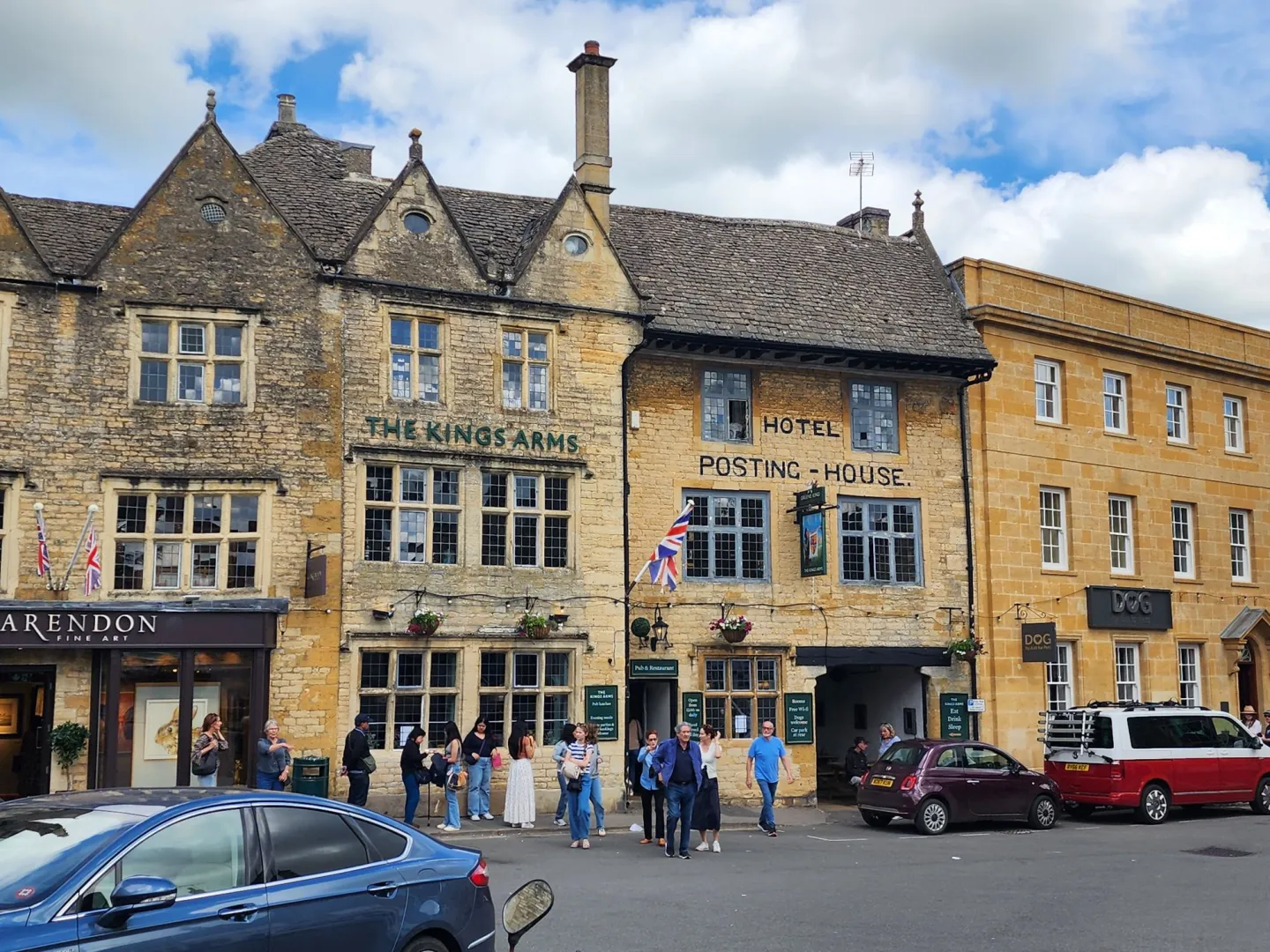 4 Ancient Pubs That Serve Up Charm in the English Countryside